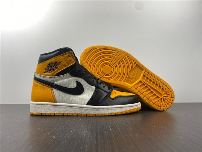 Jordan1 Retro high OG 555088-711