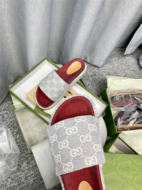 Gocci Slipper