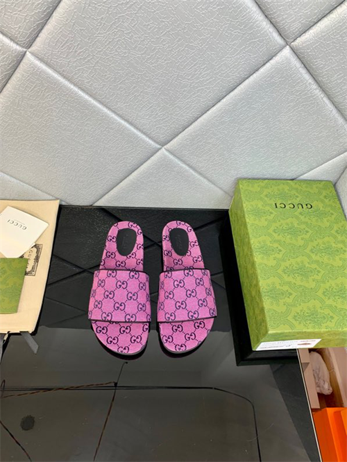 Gocci Slipper