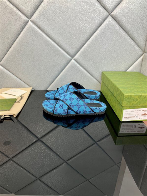 Gocci Slipper
