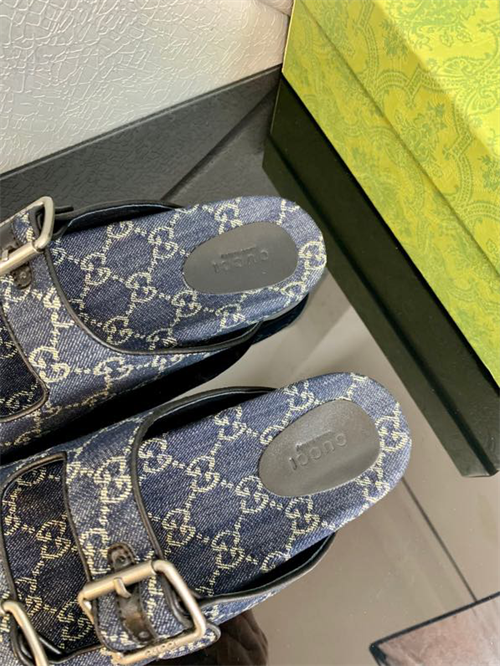 Gocci Slipper