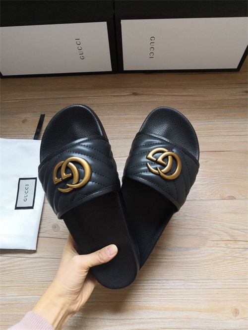 Gocci Slipper