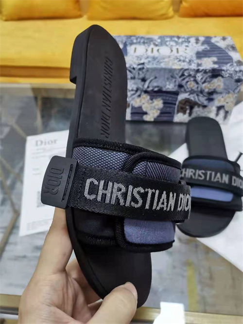 Dio Slipper