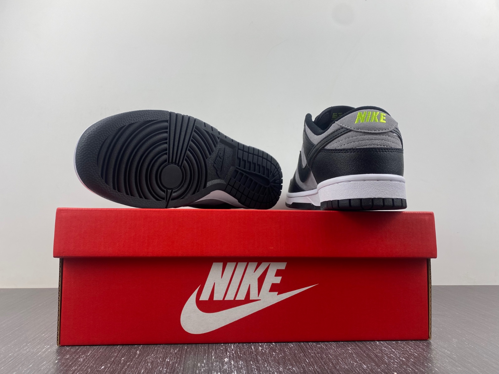 Nike Dunk Low