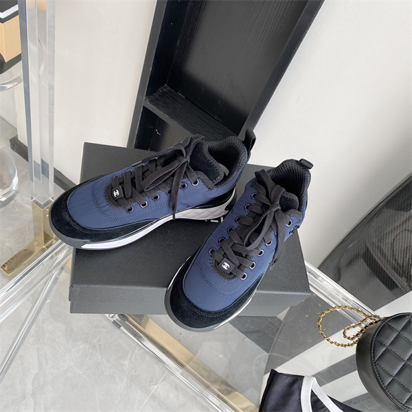 Chanal Sneakers
