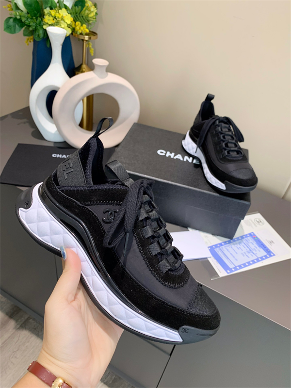 Chanal Sneakers