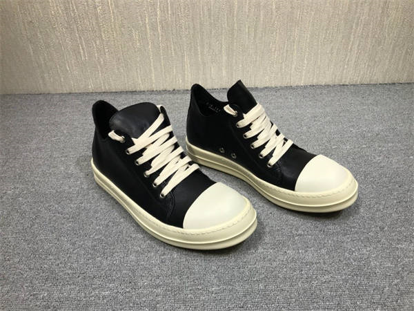 RI*K OWENS SNEAKERS
