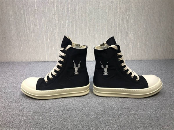 RI*K OWENS SNEAKERS