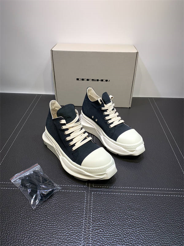 RI*K OWENS SNEAKERS