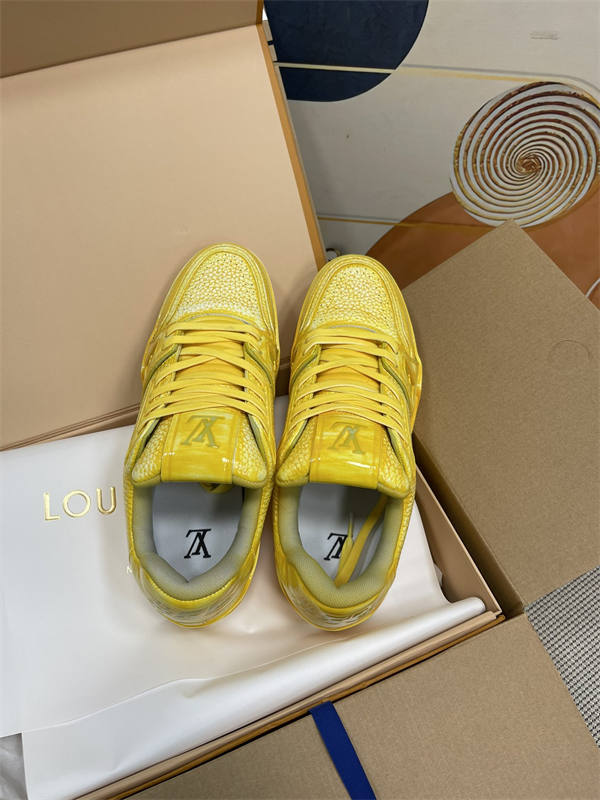 LV058