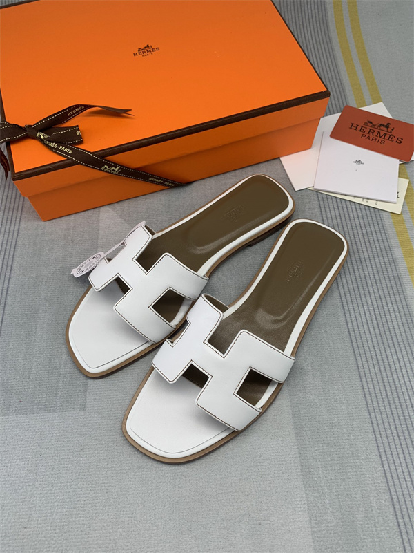 H Slipper