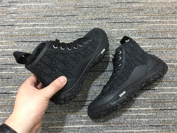 Dior B28