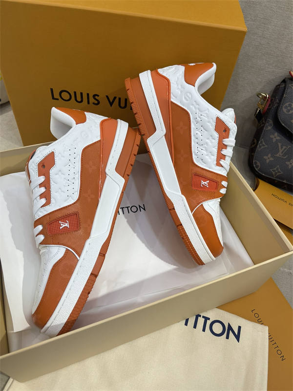 LV165