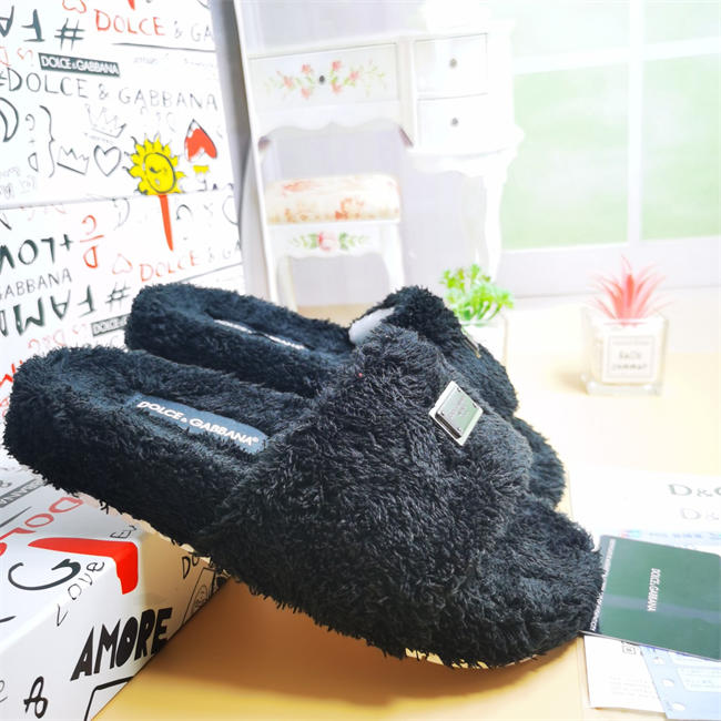 DG slipper 7