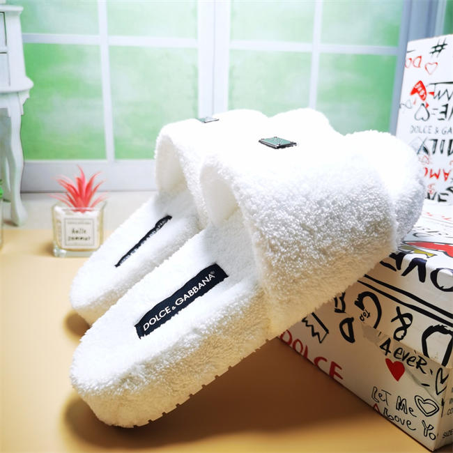 DG slipper 8