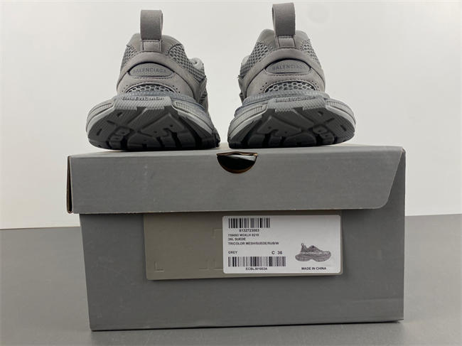 Balenciaga 3XL 230 759693 W3XLH 0210