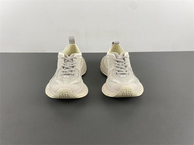 BALENCIAGA 793944 WFLGY 2000