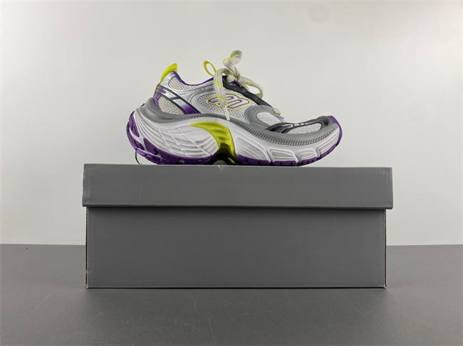 Balenciaga 815853 W2MV2 9157