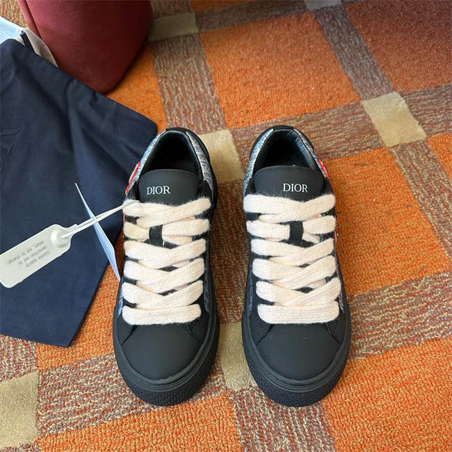 DIOR B33 005