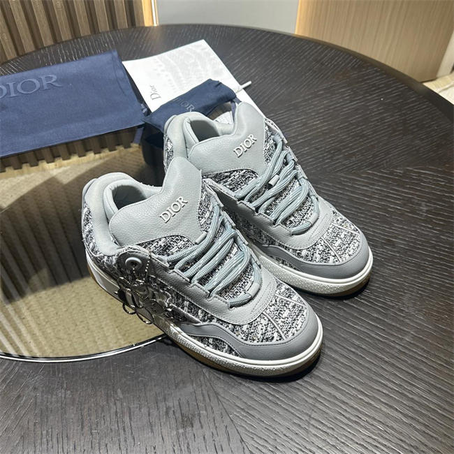 DIOR B9S 220