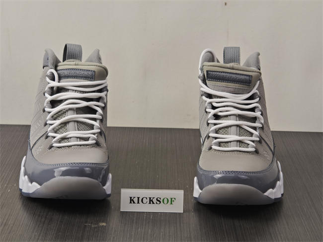 Air Jordan 9 Retro