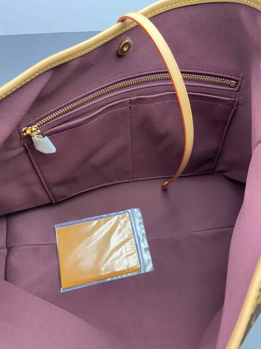 LV BAG